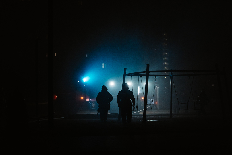 Вечер 22. Вечер 22. Новосибирск вечером. Вечер новосибирск улицы. Октябрь вечер.