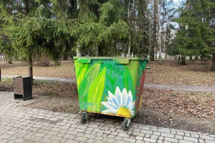 В Белгороде и Губкине нехватка мусоровозов вызвала проблемы с вывозом отходов