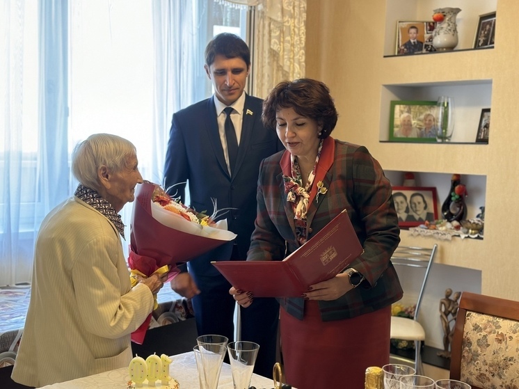 Столетний юбилей отметила жительница Краснодара Фаина Халюкова