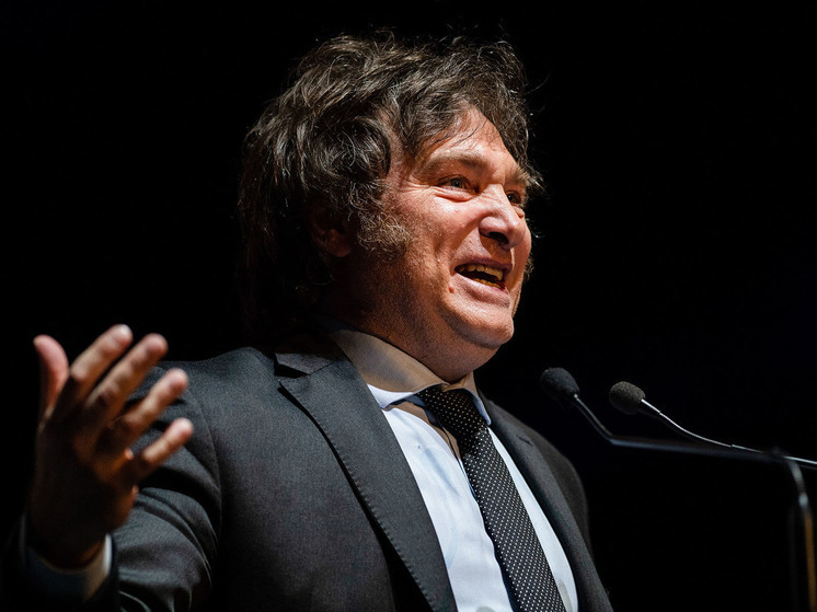 Почему эксцентричный «латиноамериканский Трамп» не оправдал ожиданий социологов