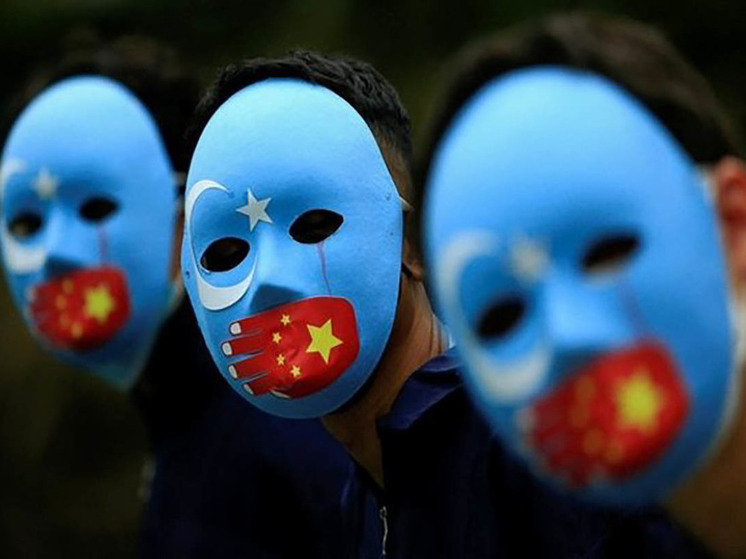 Уйгуры осуждают 74-ю годовщину китайского вторжения