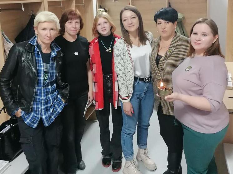 Диана Арбенина встретилась с женами участников СВО в Новосибирске
