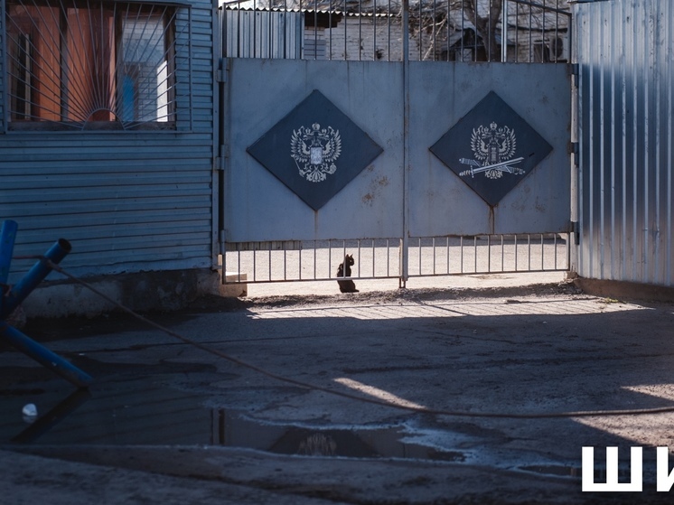 В Астрахани осужденные начали бить в колокола