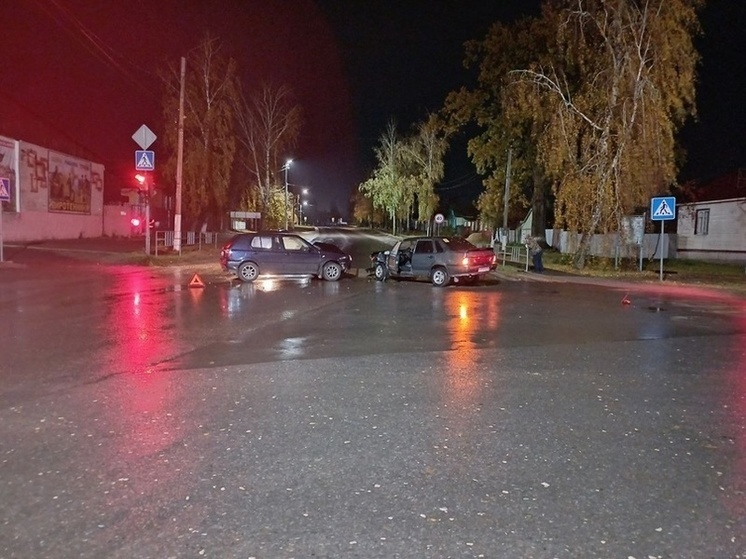 Две автомобилистки не поделили перекресток в брянском Климово