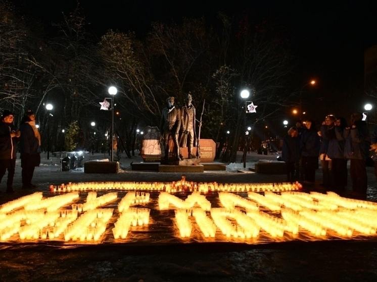 Патриотическая акция «Огненные картины» прошла в Мурманске