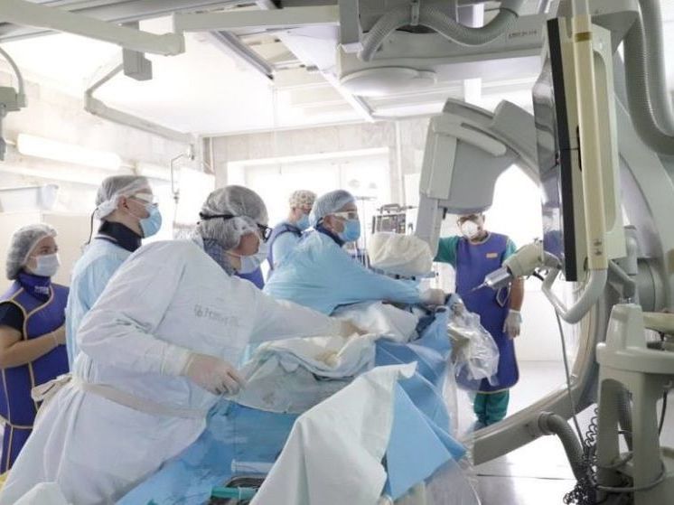 Башкирские хирурги смогли продлить жизнь пациентке с опасным диагнозом