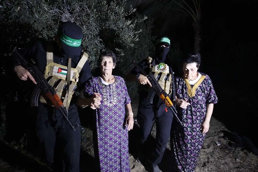 Horror-filled faces of women released from Hamas captivity: footage from the Palestinian-Israeli war 