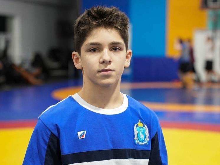 Юный борец из Ноябрьска завоевал золото Всероссийских соревнований