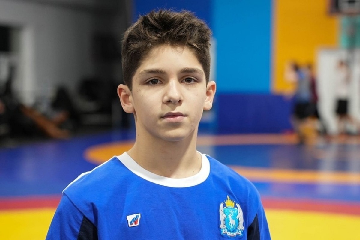 Юный борец из Ноябрьска завоевал золото Всероссийских соревнований