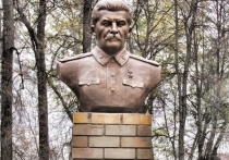 Лицами, принявшими решение об открытии памятника Иосифу Сталину в регионах, поинтересуются в Кремле
