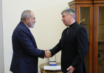 Премьер-министр Армении Никол Пашинян был награжден орденом кавалера Большого креста Папы Пия IX