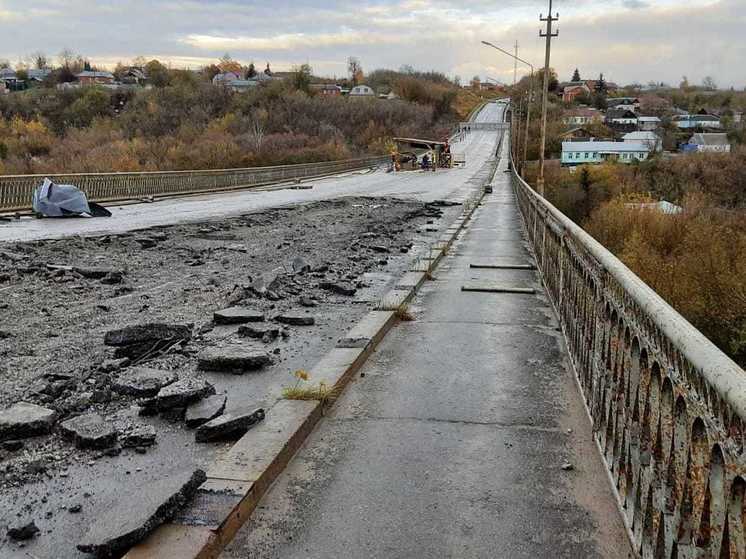 В Ельце начали реконструировать Аргамаченский мост