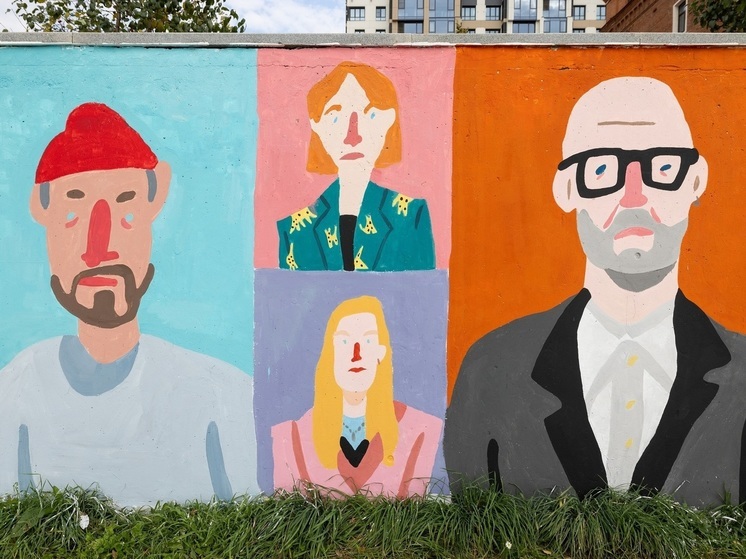 Арт-объект с портретами горожан открыла «Стенограффия» в Екатеринбурге