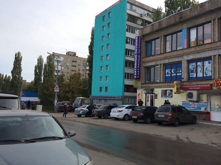Саратовские депутаты гадают, что за здание обнаружили на 1-й Дачной