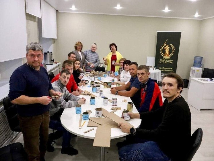 Более двух тысяч теплых подарков отправят серпуховичи военнослужащим