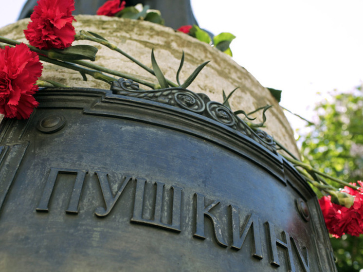 Под Железнодорожным нашли могилу правнука Пушкина