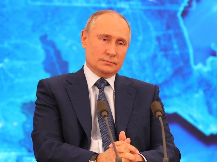 Путин - правительству: люди не должны страдать из-за нерасторопности органов власти