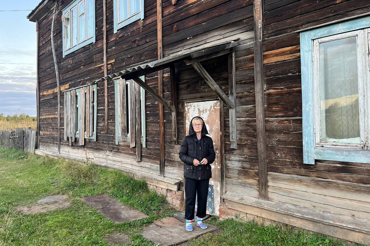 Иркутская пенсионерка описала невыносимые условия в аварийном доме:  обвинили умерших сантехников - МК