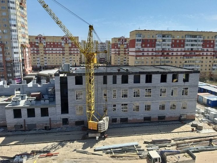 Строительство школы в Ясной Поляне в Омске отложили на год