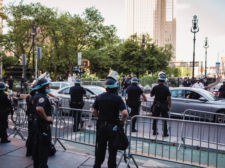 Подозреваемый в стрельбе в штате Мэн остаётся на свободе, его разыскивают