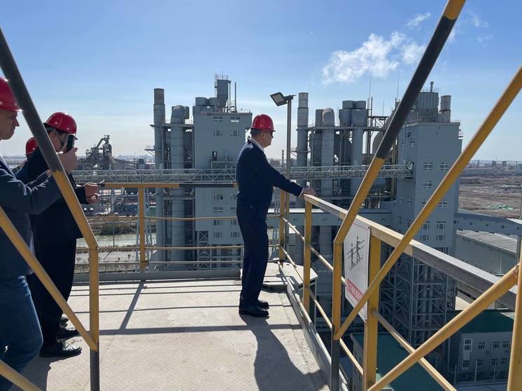 Дрозденко посетил китайский глиноземный завод Wenfeng New Materials