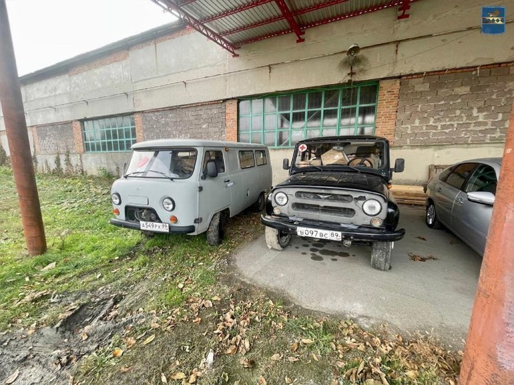 Бойцам СВО из Пуровского района привезли 2 авто и гуманитарку