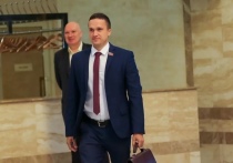 После октябрьской сессии Алтайского Заксобрания еще один депутат парламента, член фракции КПРФ Евгений Хорошилов принял решение покинуть партию.