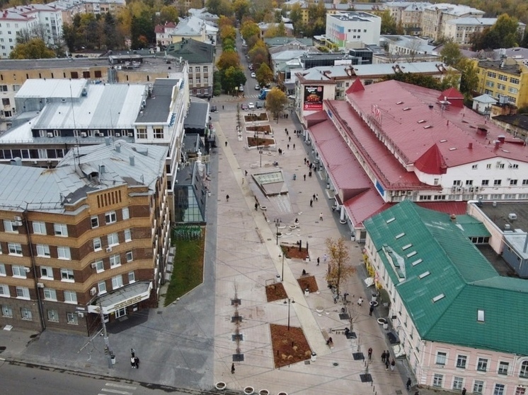 Площадь у ЦУМа в Вологде теперь называется Благовещенский сквер