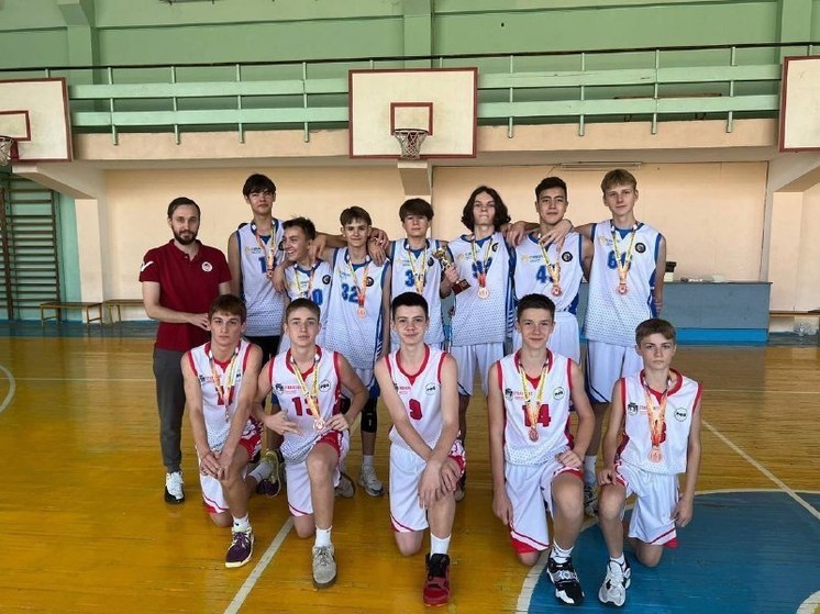 Баскетболисты из Ессентуков стали бронзовыми призерами Первенства края