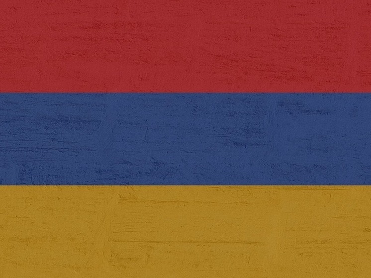 Армения признала беженцами переселенцев из Карабаха