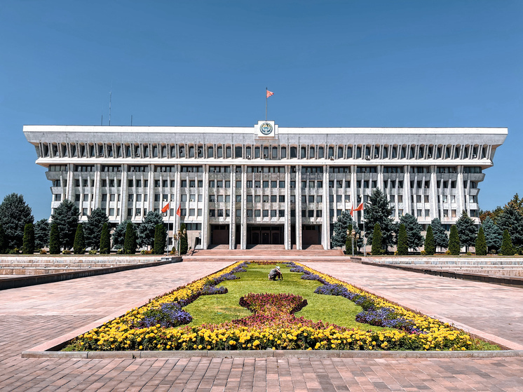 В Кыргызстане пытаются принять свой закон об иноагентах