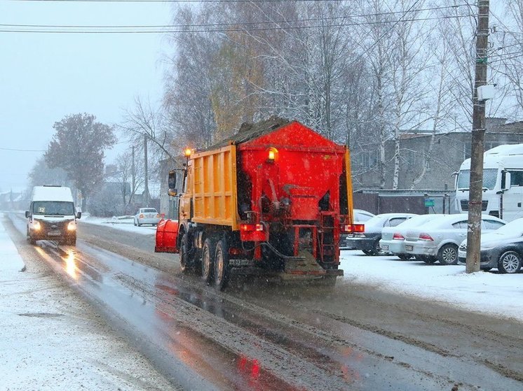 32 тысяч кубометров пескосоли заготовлено в Брянске на борьбу с гололедом