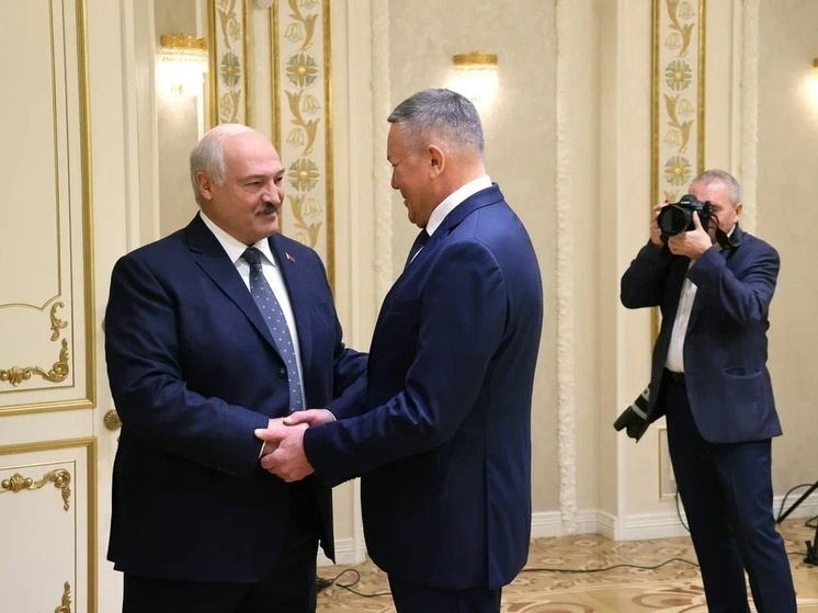 В Минске состоялась рабочая встреча губернатора области Олега Кувшинникова и президента Республики Беларусь Александра Лукашенко