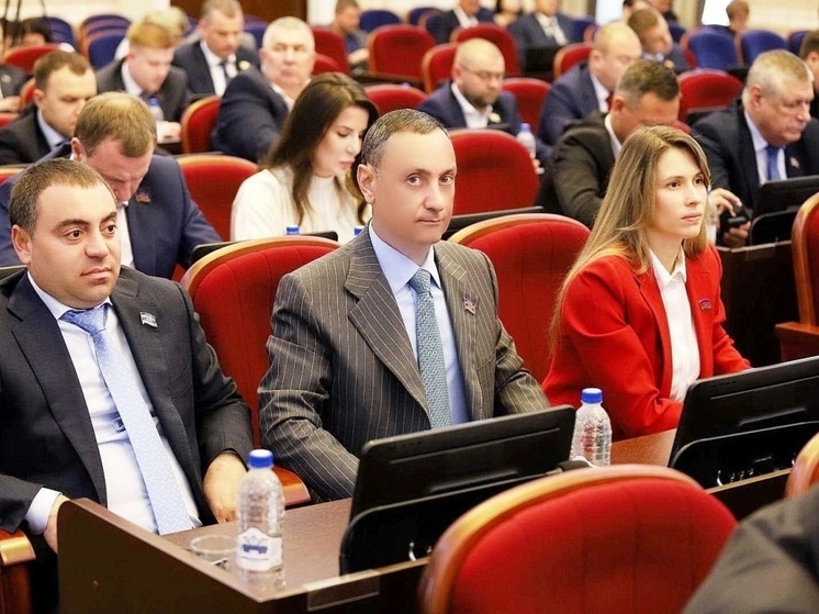 Депутат ЗСК Виктор Тепляков принял участие в 26 пленарном заседании ЗСК