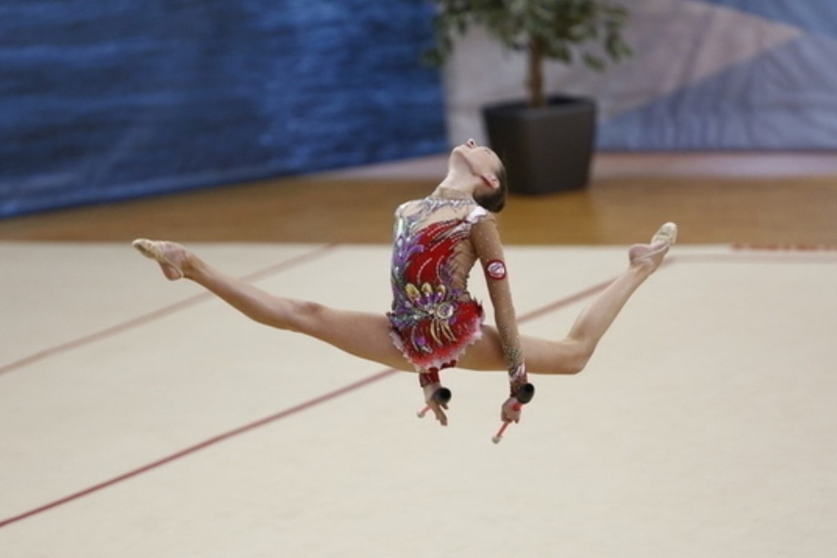 Новгородские гимнастки успешно выступили на соревнованиях Специальной Олимпиады