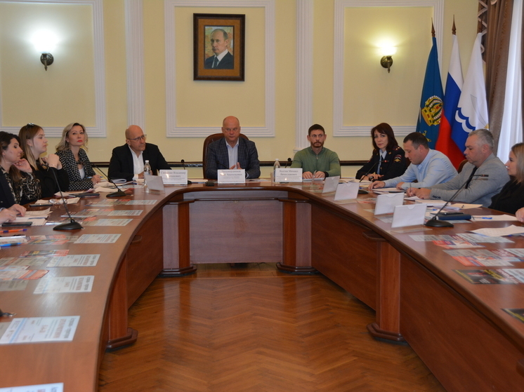 В Астрахани к борьбе с рекламой запрещенных средств подключают типографии
