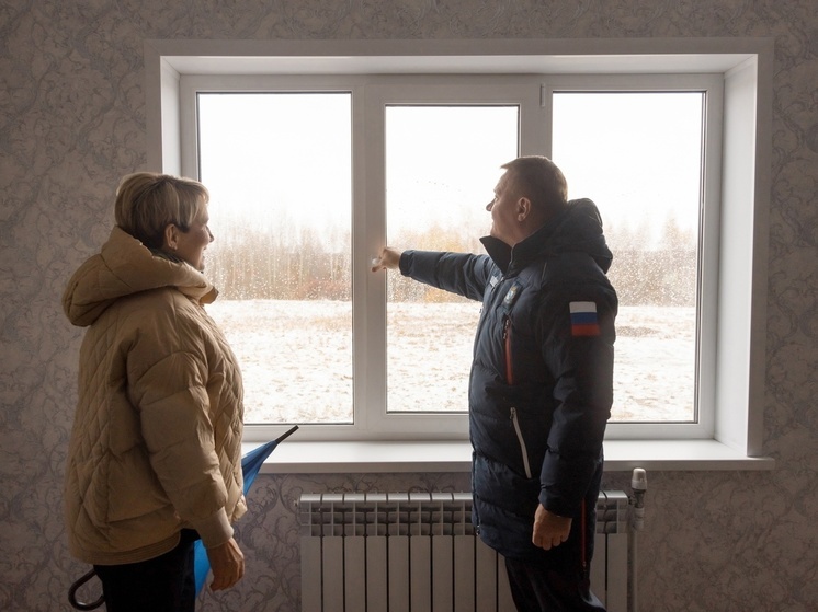 Курский губернатор Старовойт осмотрел жильё для детей-сирот в Касторенском районе
