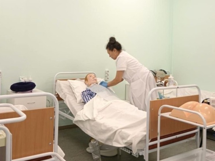 Помощников по уходу за инвалидами и пенсионерами готовят на Чукотке