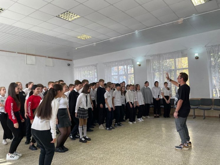 В школу к ребятам в Георгиевске пришел знаменитый актер Константин Шелягин