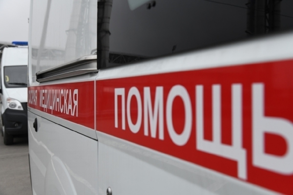Под Волгоградом в тройном ДТП на трассе пострадали 2 человека