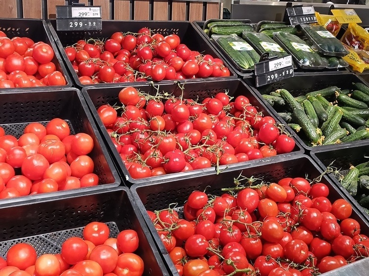 Цены на помидоры в Свердловской области превысили 170 рублей за килограмм