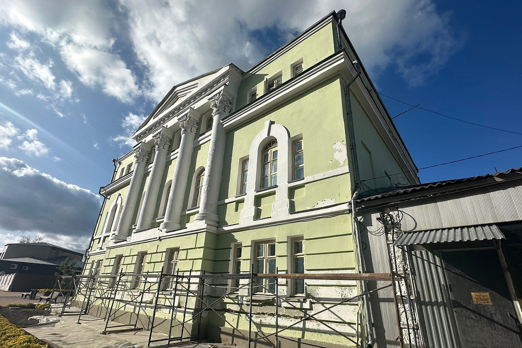 В Курской области реставрируют дом появления на свет композитор Георгия Свиридова