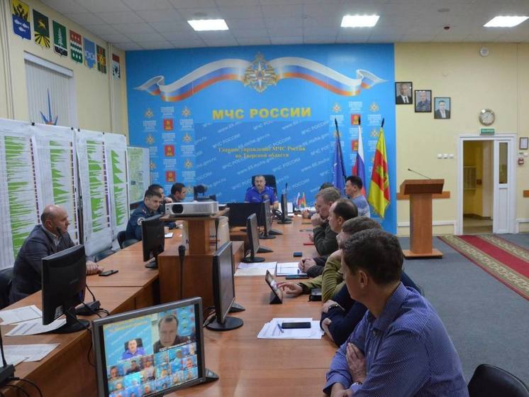 В Тверской области готовы оперативно реагировать на приближающийся ледяной дождь