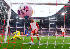 "Бавария" славно отметила возвращение Нойера: фотогалерея ярчайшего матча
