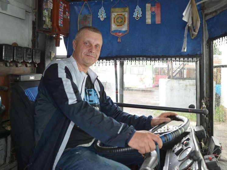 Владислав Шапша поздравил калужских водителей с праздником
