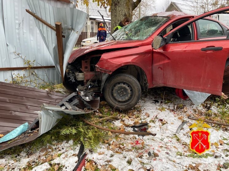 Двое погибли в ДТП в деревне Лангерево