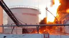 В Коми взорвался резервуар с нефтью: видео ликвидации пожара