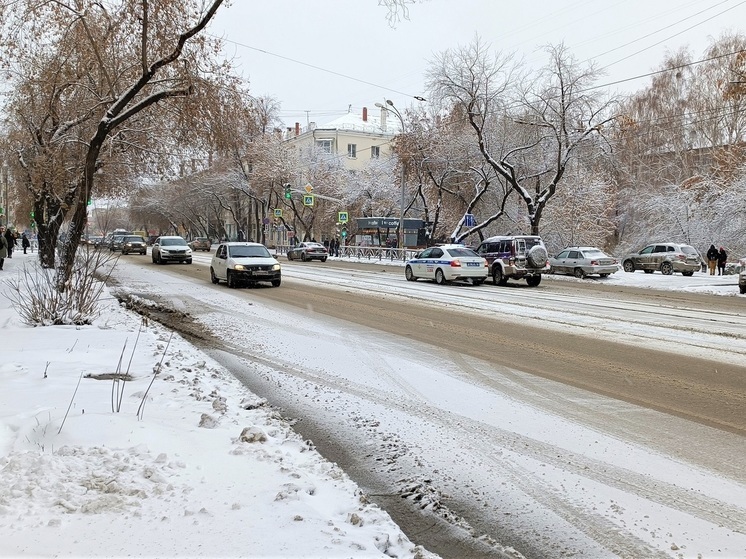 За сутки на свердловских дорогах травмировались 23 человека, трое погибли