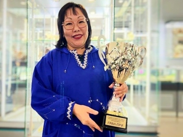 Чукотские мастера победили на фестивале косторезного искусства