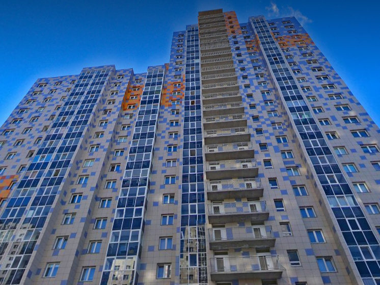 Девочка, упавшая с 9 этажа в Петрозаводске, выжила (18+)